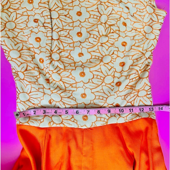 VINTAGE 1960’s Embroidered Dress - Picture 5 of 8